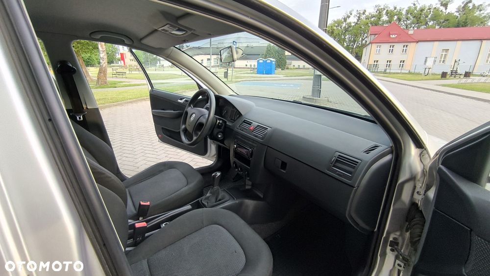 Skoda Fabia - 5
