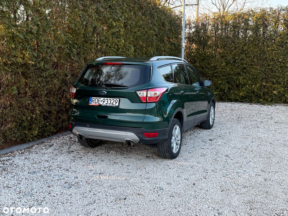 Ford Kuga - 4