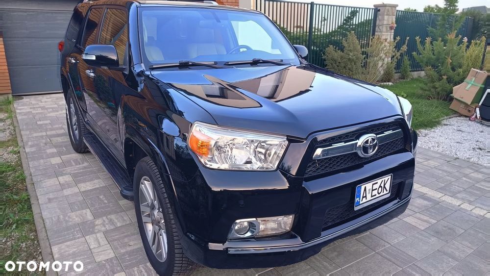 Toyota Land Cruiser - 2