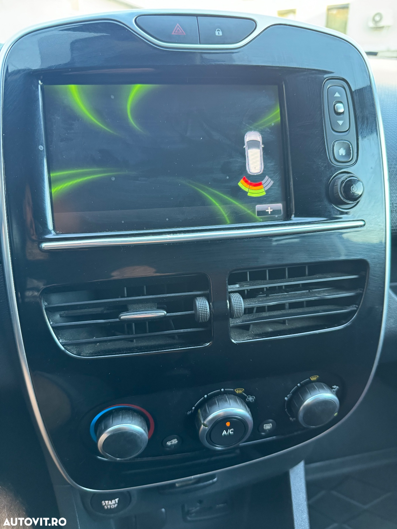 Renault Clio (Energy) dCi 90 Bose Edition - 30