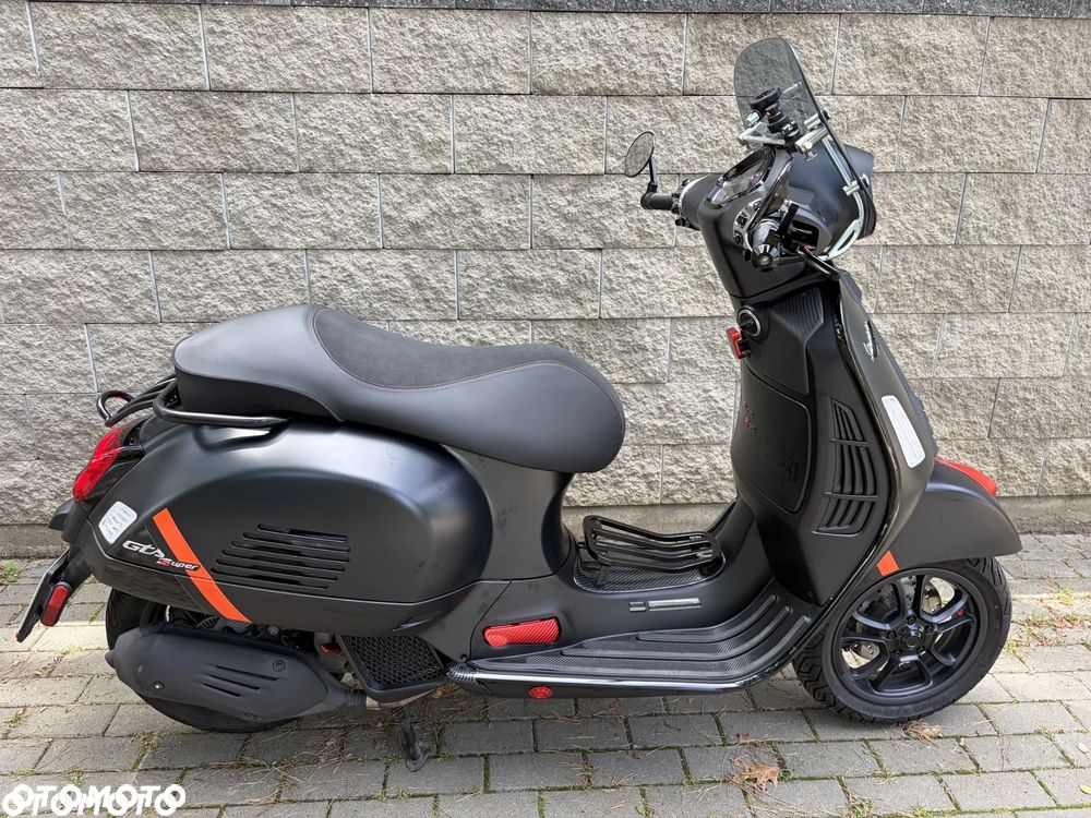 Vespa GTS - 23