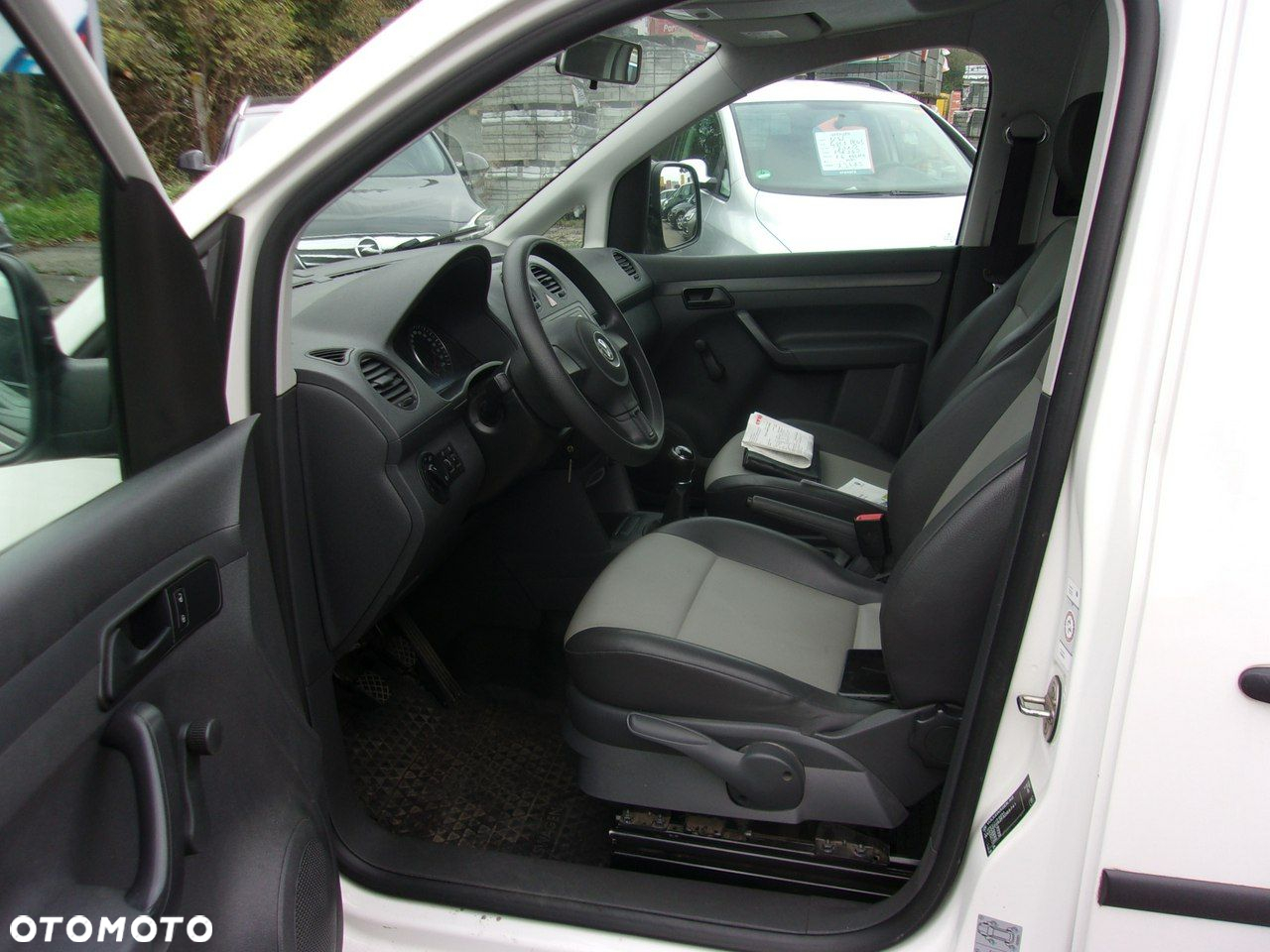 Volkswagen Caddy 2.0 TDI Comfortline Edition 4Motion - 19