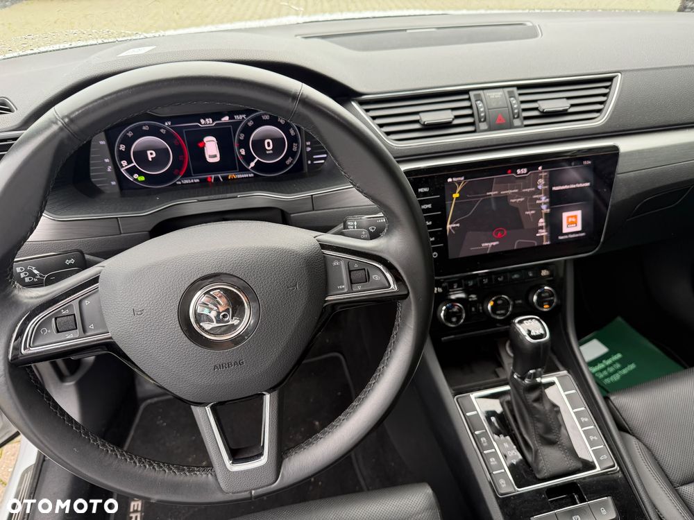 Skoda Superb 2.0 TDI 4x4 DSG Premium Edition - 6