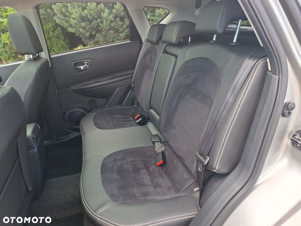 Nissan Qashqai 2.0 4x4 Tekna Premium - 16