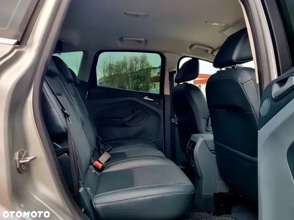 Ford C-MAX 2.0 TDCi Titanium - 12
