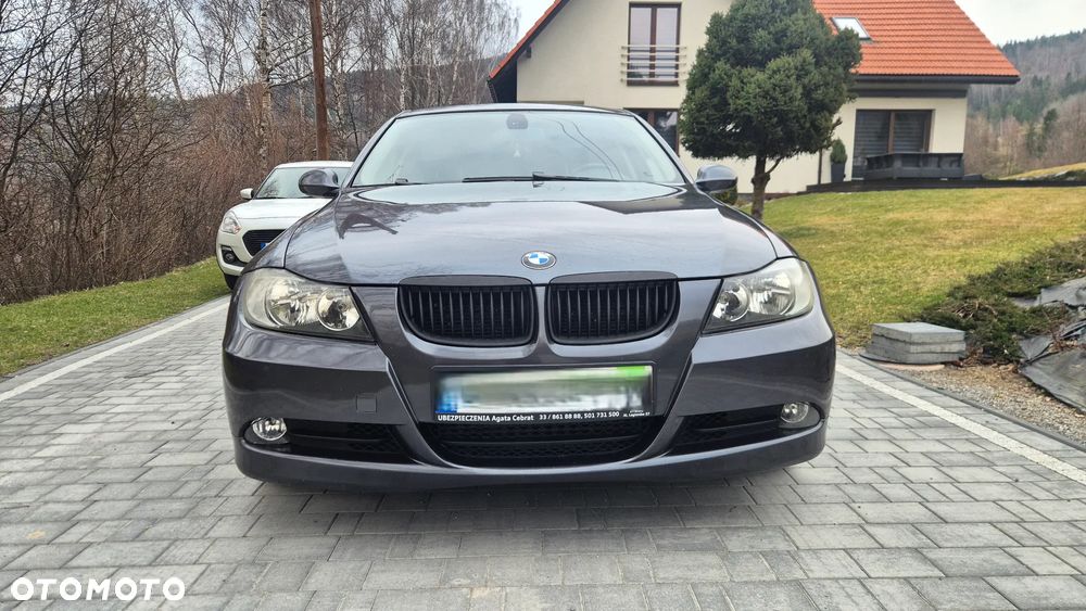 BMW Seria 3 318d DPF - 9