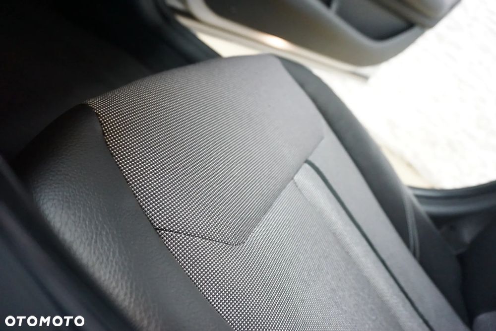 BMW Seria 1 120d Urban Line - 34