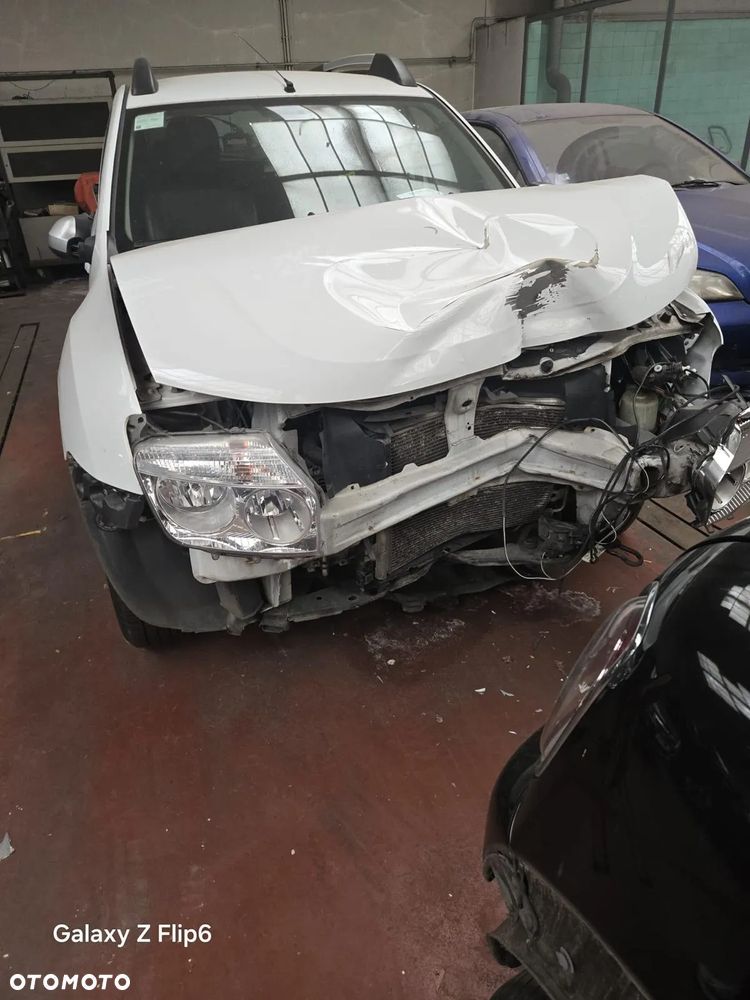 Dacia Duster 1.6 16V 105 4x2 Essentiel - 1