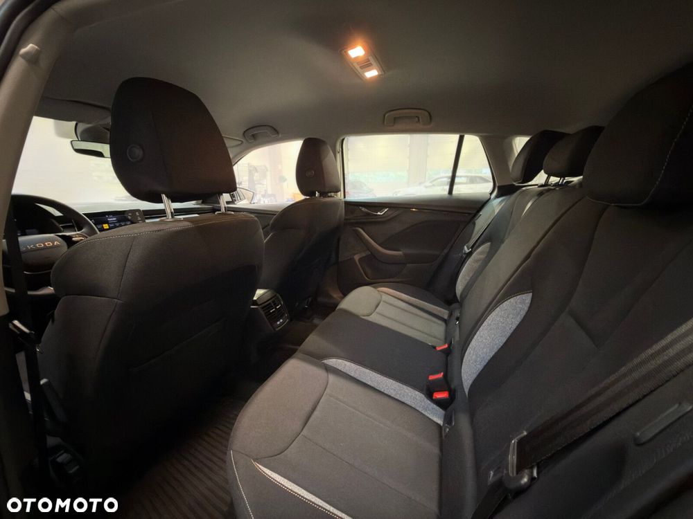 Skoda Scala 1.5 TSI Selection DSG - 26