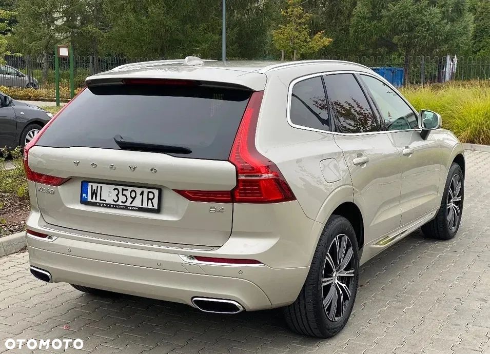 Volvo XC 60 D4 R-Design - 6