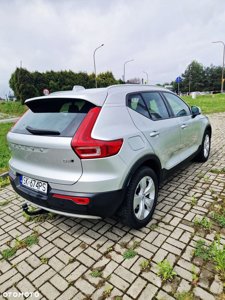Volvo XC 40 D4 AWD R-Design - 6