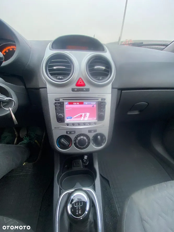 Opel Corsa 1.3 CDTI Cosmo - 14