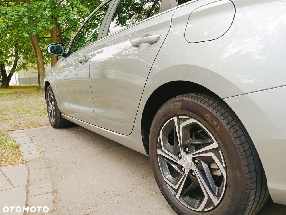 Hyundai i30 1.0 T-GDI Smart - 10
