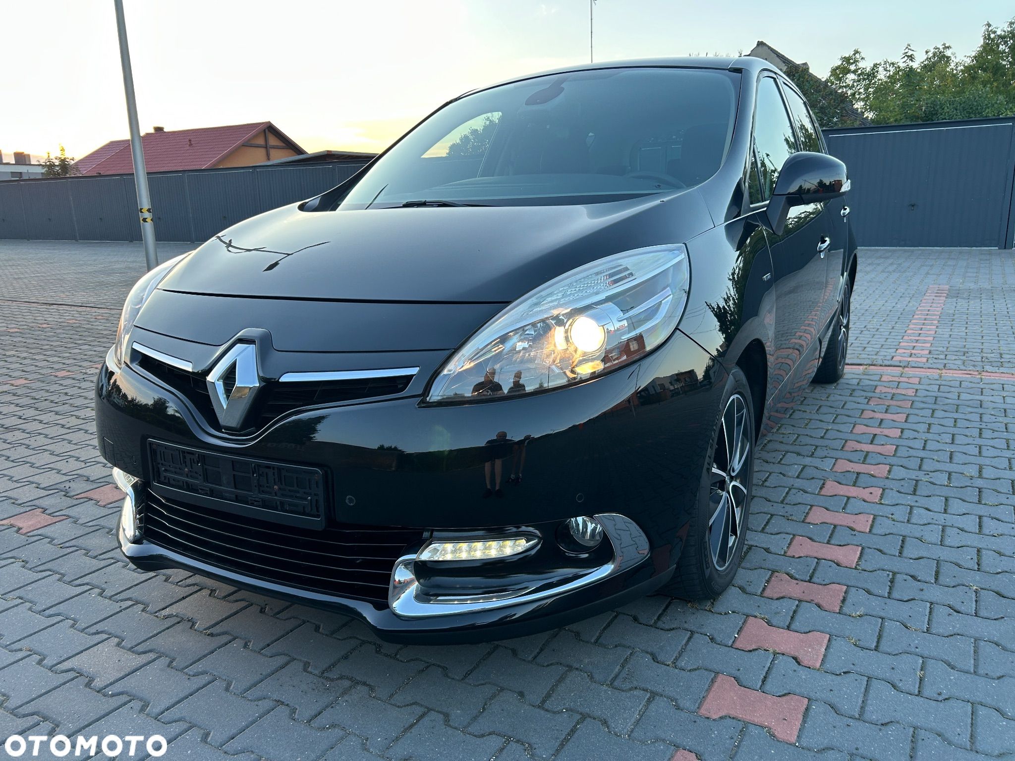 Renault Scenic 1.6 dCi Bose - 1