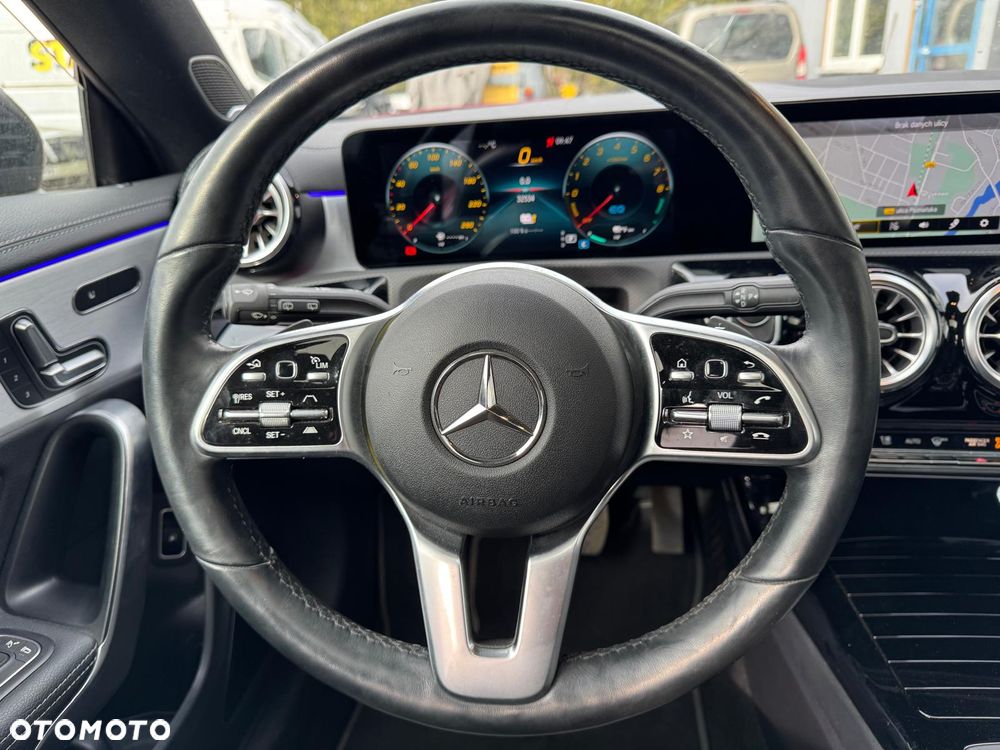 Mercedes-Benz CLA 250 e 8G-DCT Special Edition - 25