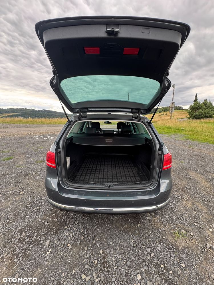 Volkswagen Passat 2.0 TDI Highline R-Style DSG - 7