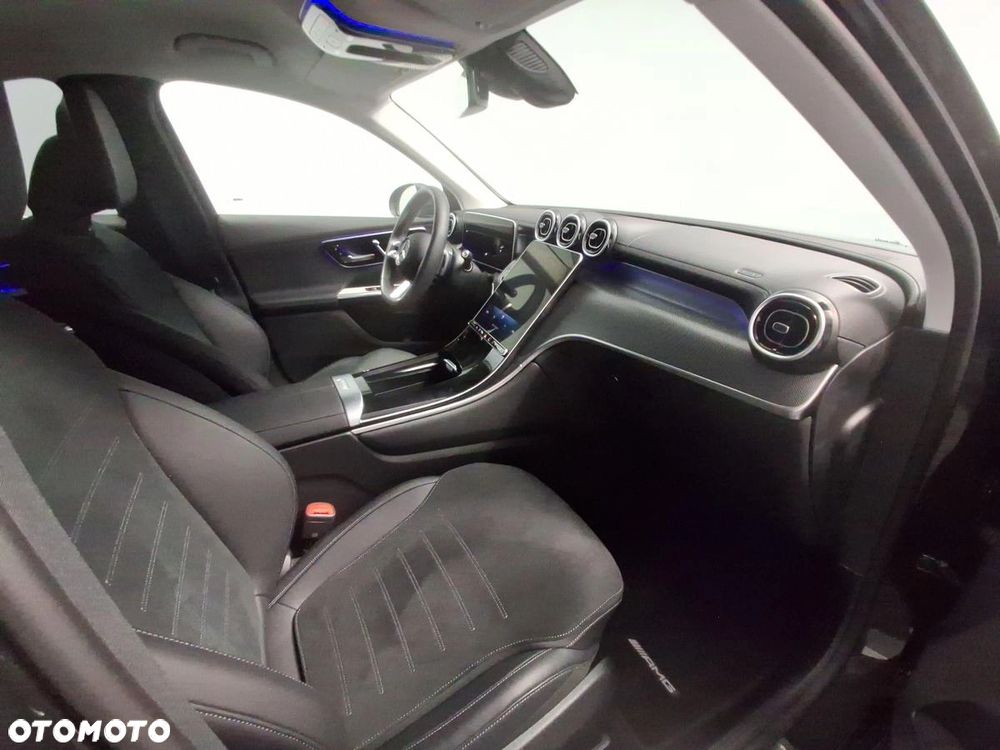 Mercedes-Benz GLC 300 e 4-Matic - 26