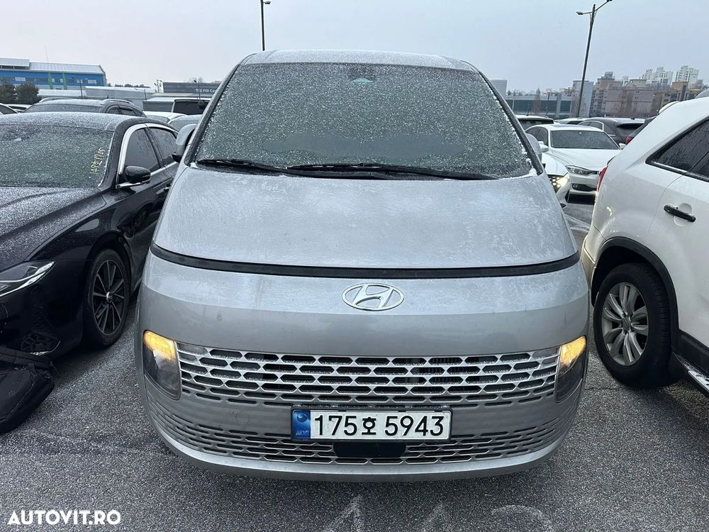 Hyundai Staria 2.2 CRDi Allrad Trend - 3
