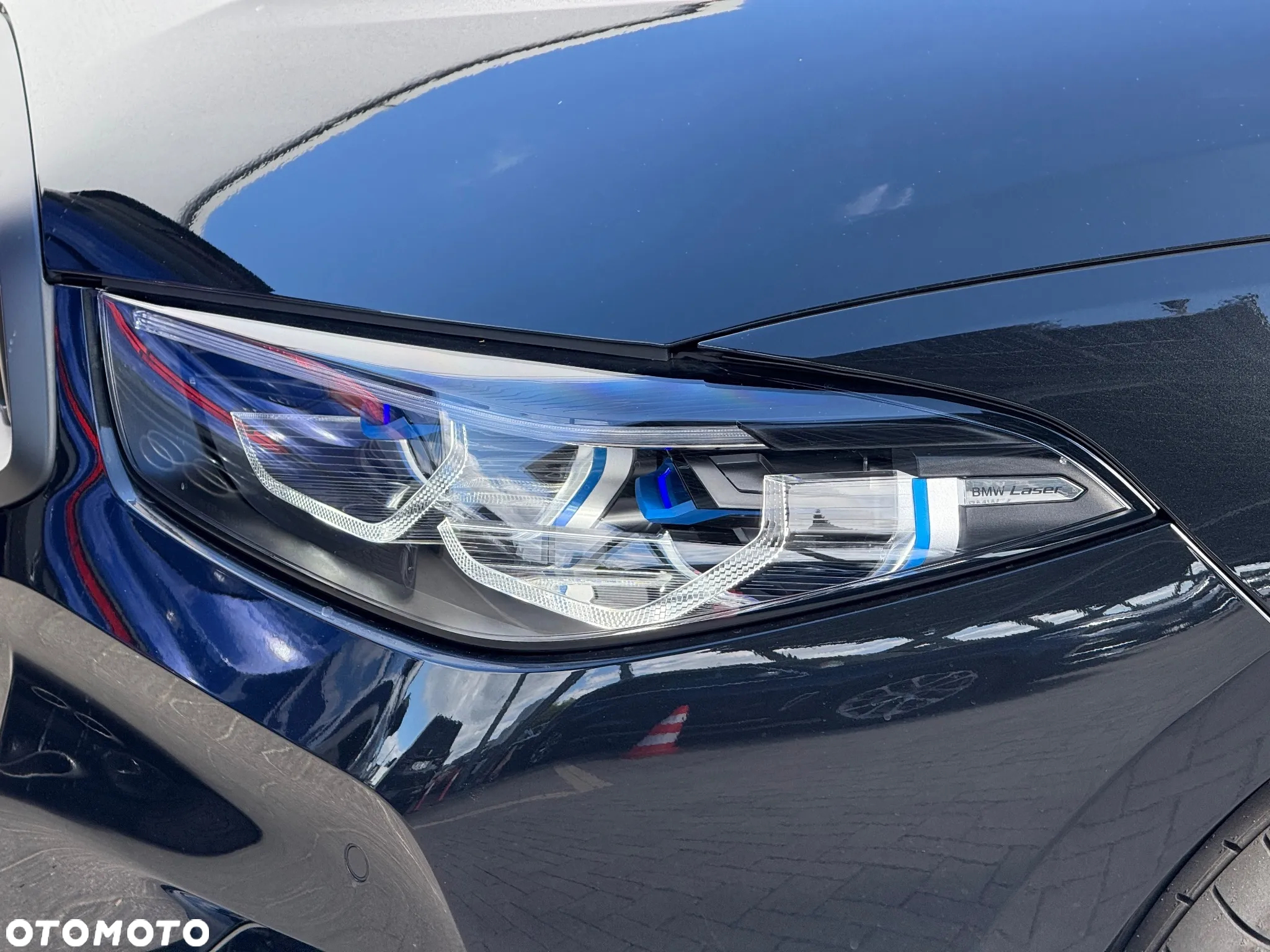 BMW Seria 8 - 10