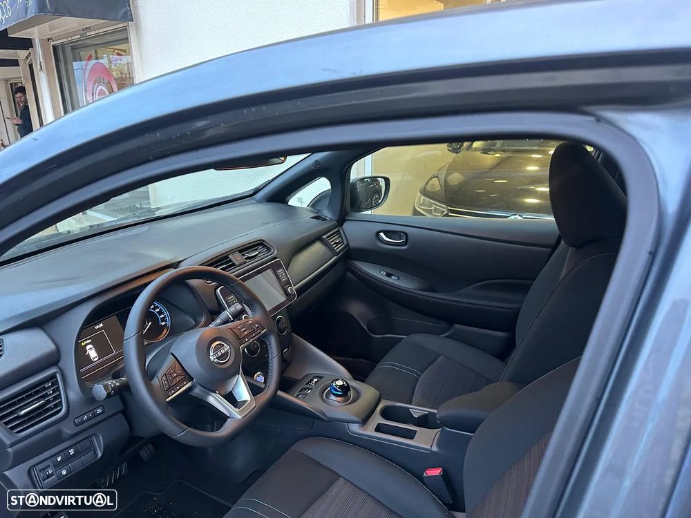 Nissan Leaf Acenta - 11