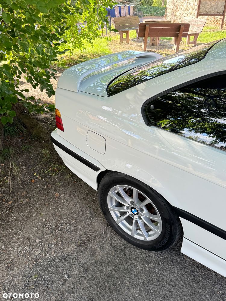 BMW Seria 3 - 11
