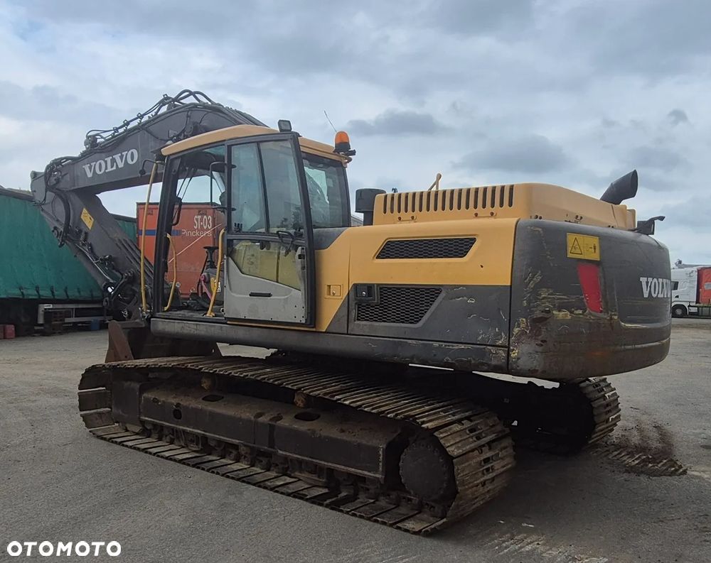 Volvo ec 250 - 1
