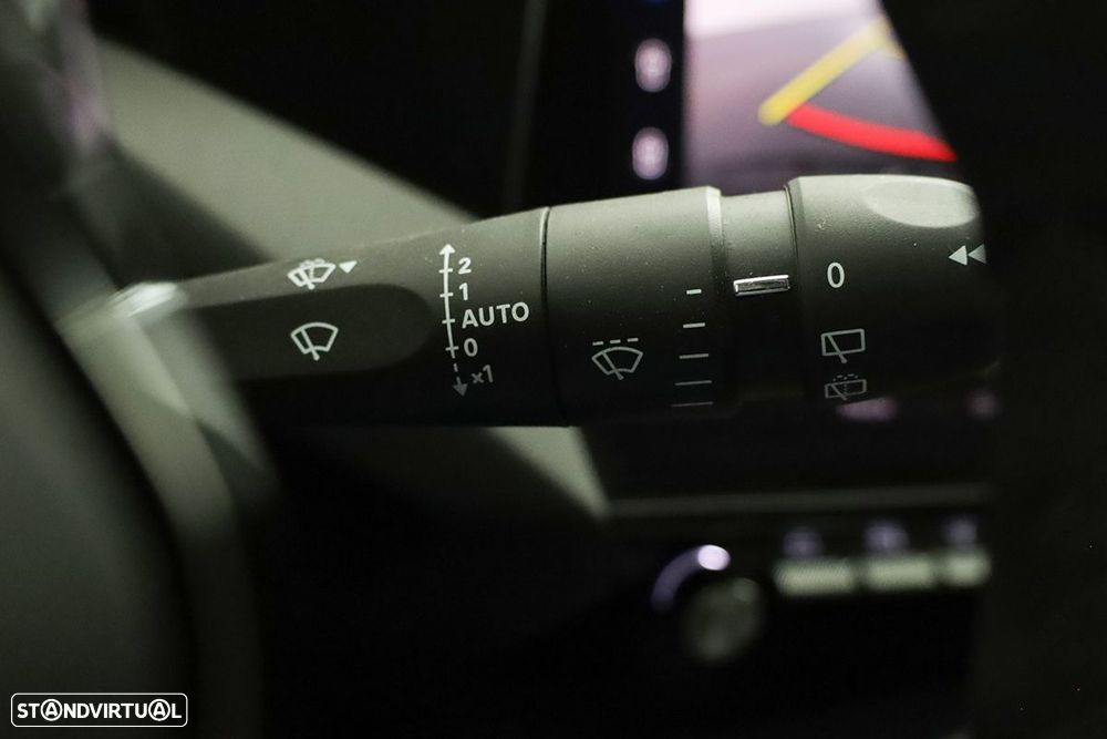 Peugeot 308 1.6 Hybrid Allure Pack e-EAT8 - 19