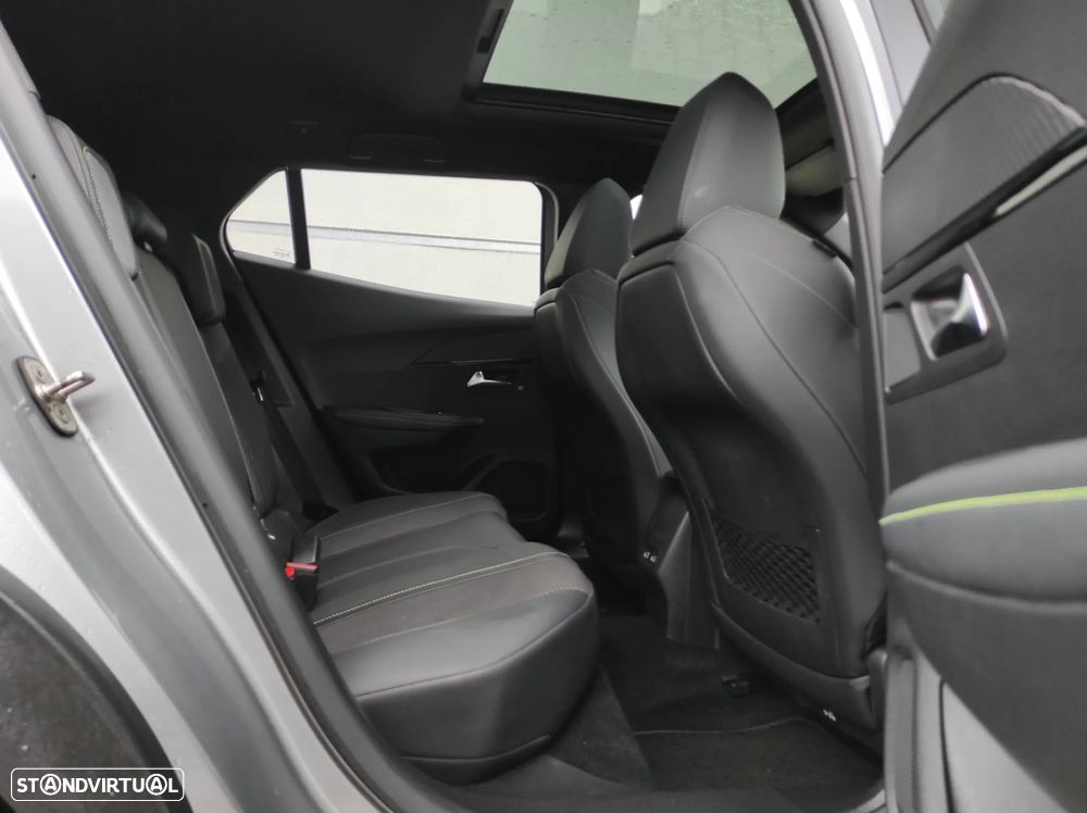 Peugeot e-2008 GT - 30