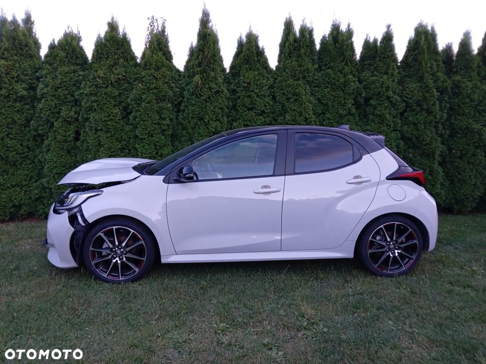 Toyota Yaris 1.5 VVT-i GR SPORT - 1