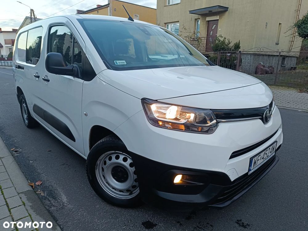 Toyota Proace City - 11