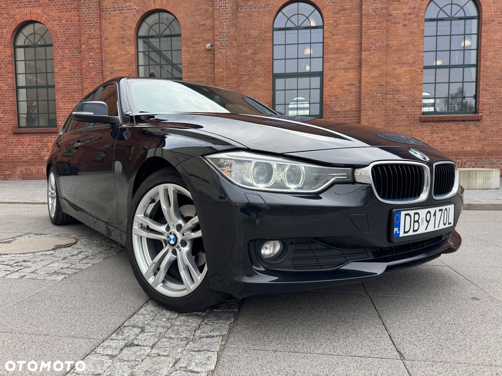 BMW Seria 3 318d - 13