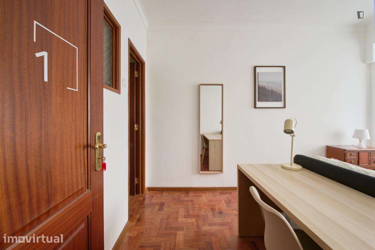 Quarto - localizado em Entrecampos Lisbon - Grande imagem: 4/30