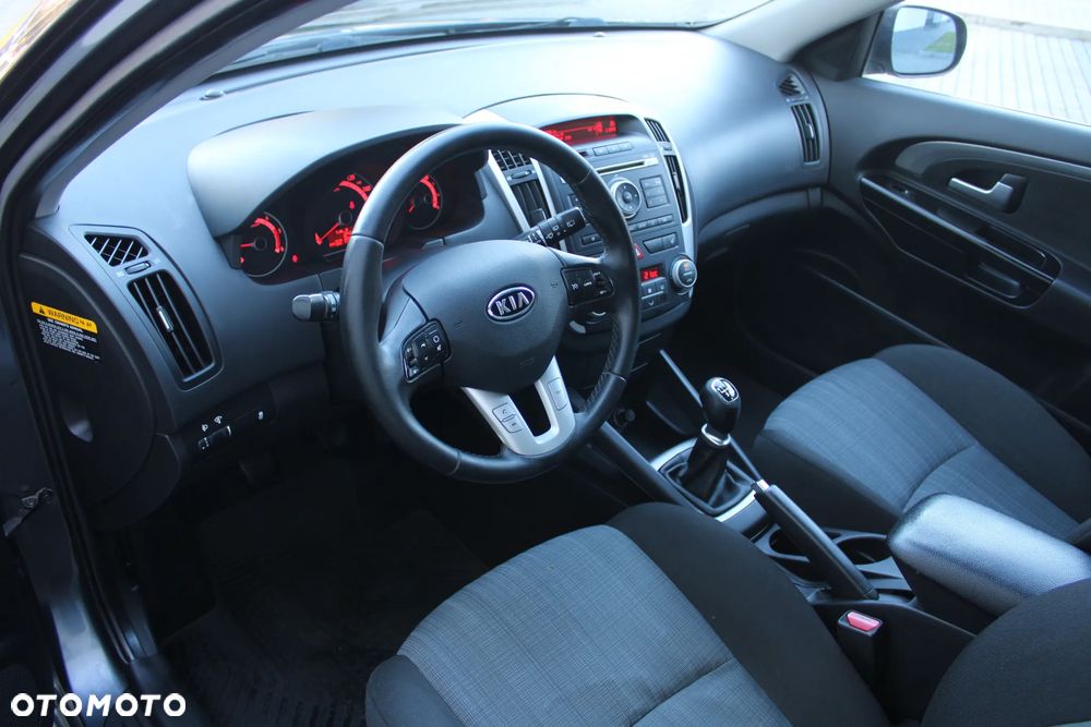 Kia Ceed 1.6 Crdi Comfort + - 22