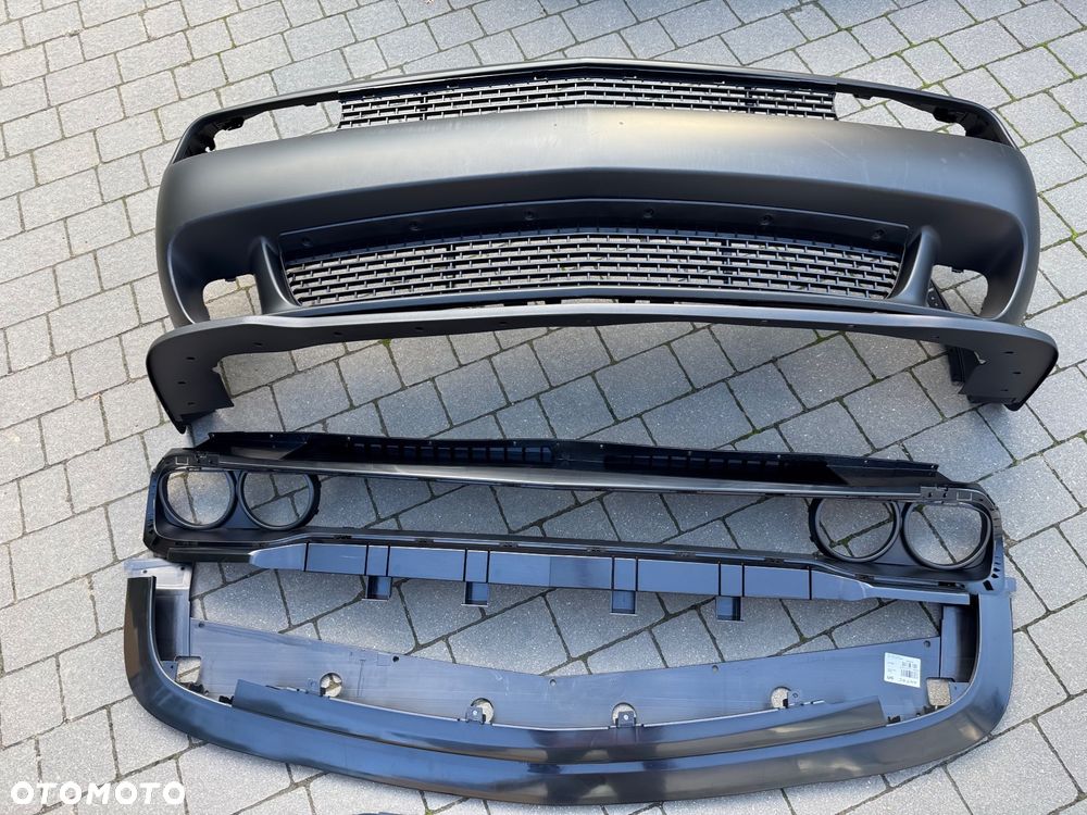 Dodge Challenger 17- zderzak pakiet SRT