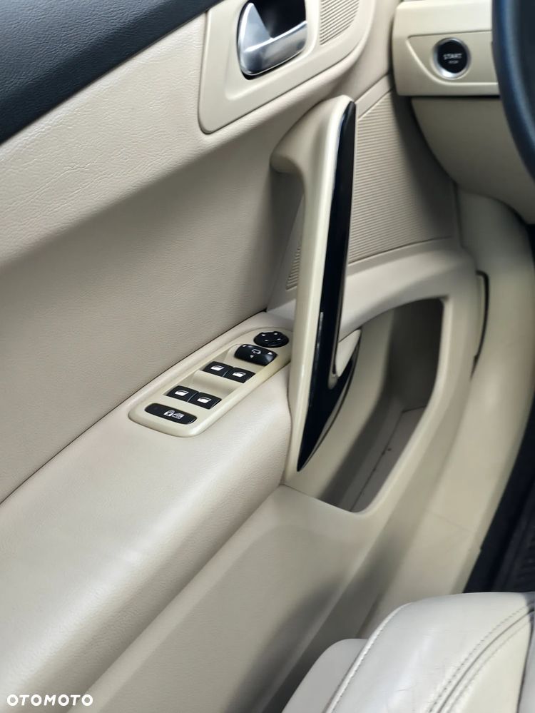Peugeot 508 BlueHDi FAP 180 Automatik Stop&Start Allure - 36