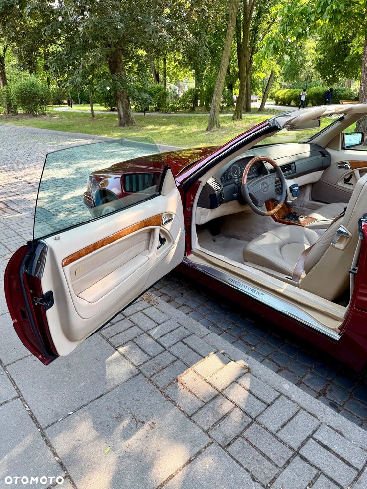 Mercedes-Benz SL - 10