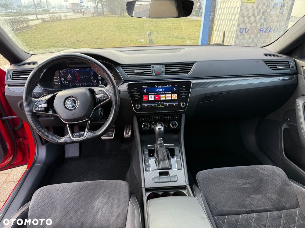 Skoda Superb 2.0 TDI SCR 4x4 Sportline DSG - 32