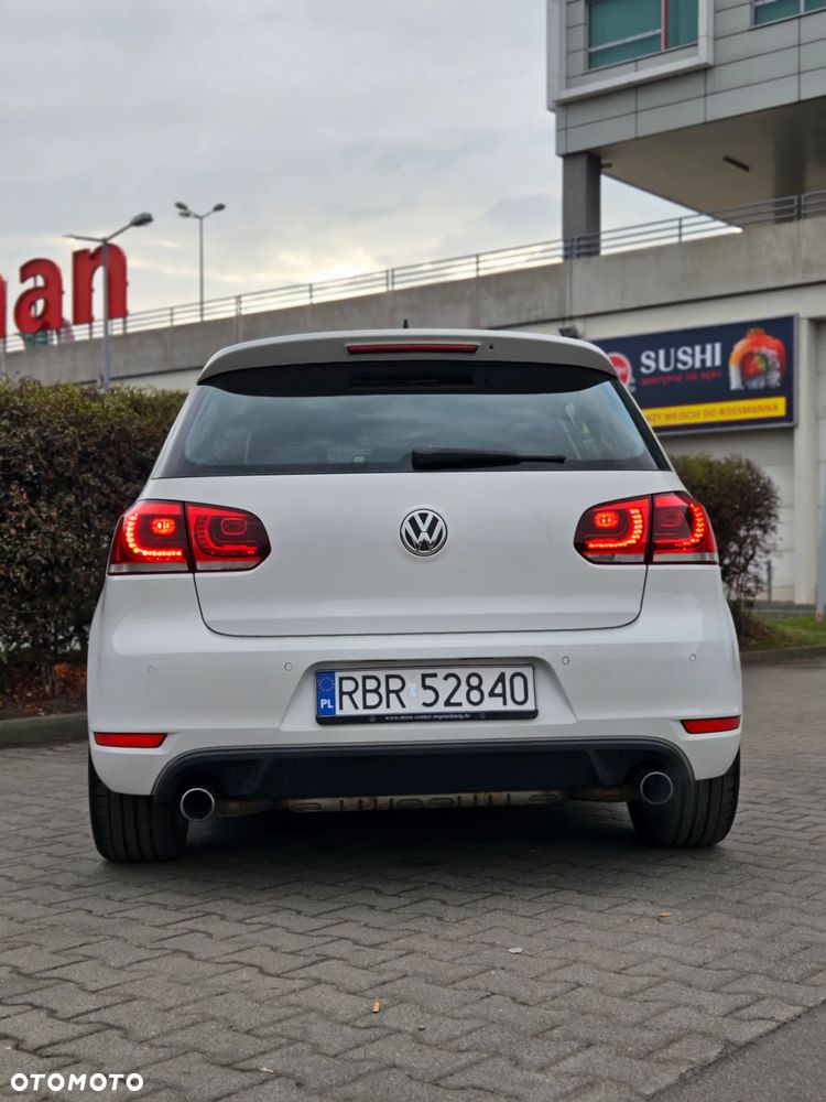 Volkswagen Golf 2.0 GTI DSG - 8