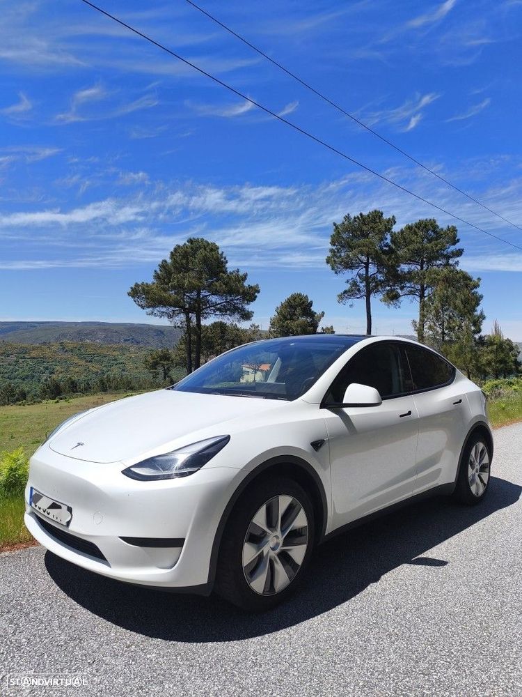 Tesla Model Y RWD - 1