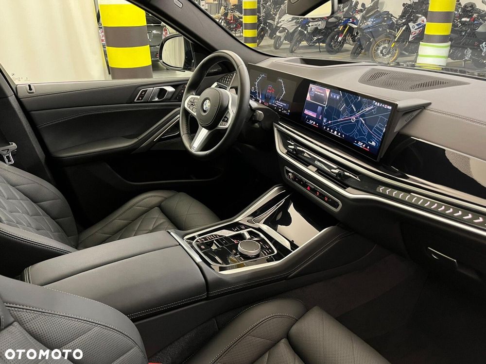 BMW X6 xDrive40d mHEV - 38