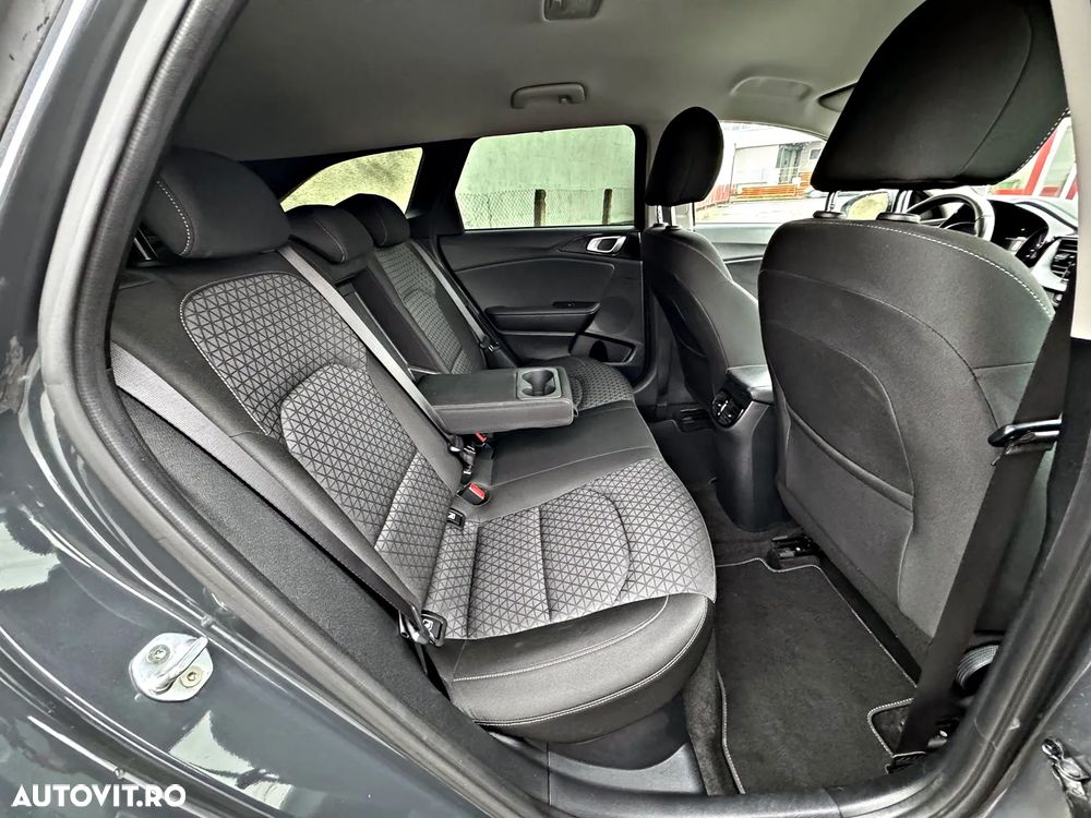 Kia Ceed SW 1.6 GDI DCT OPF Plug-in-Hybrid Spirit - 7