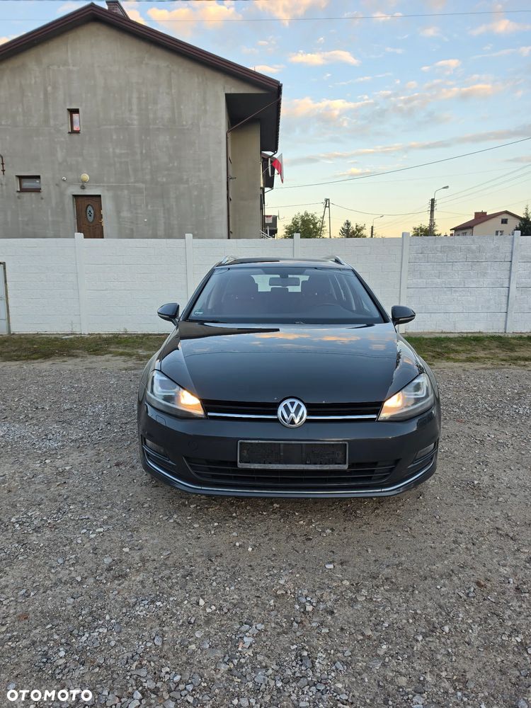 Volkswagen Golf 1.6 TDI Comfortline DSG - 2