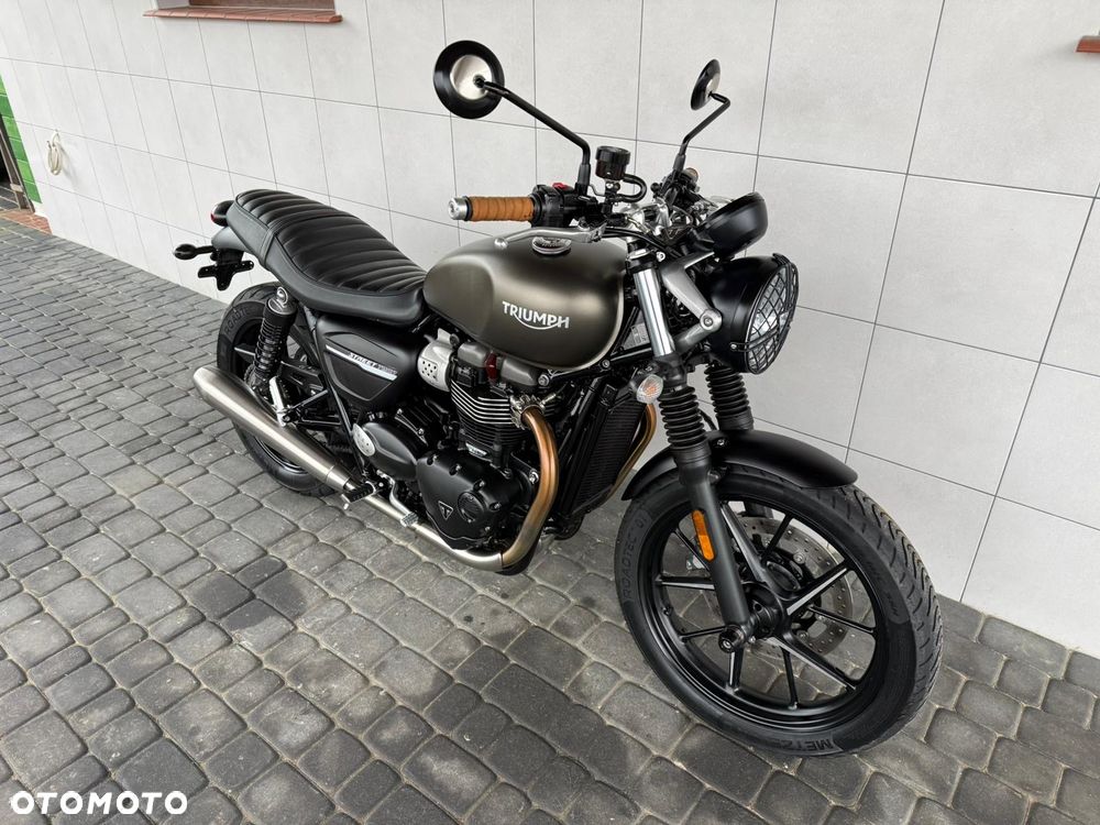 Triumph Street Twin - 5