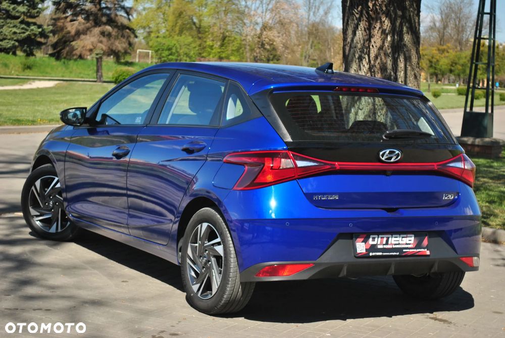 Hyundai i20 blue 1.2 Pure - 5