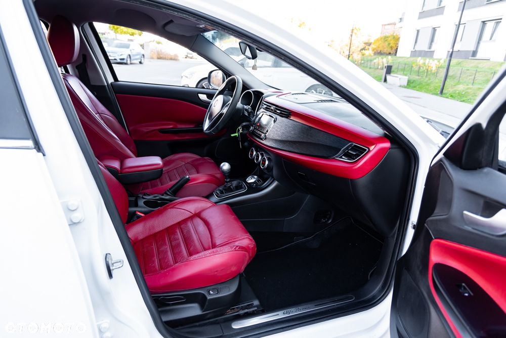 Alfa Romeo Giulietta 1.6 JTDM Sport - 23