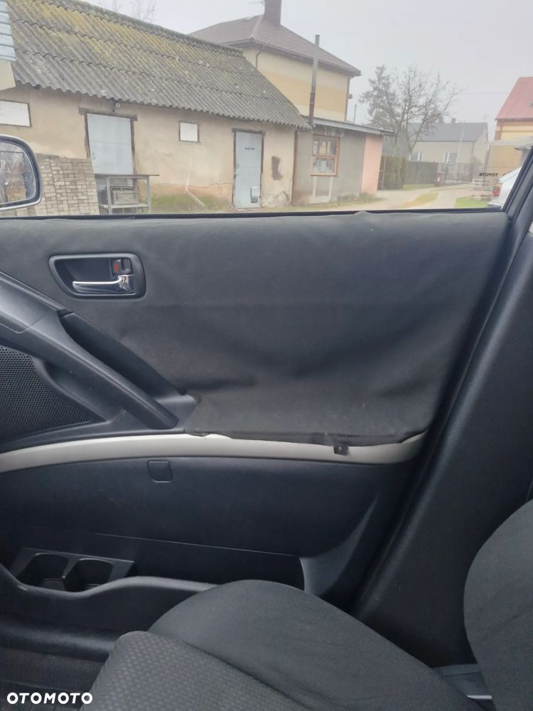 Toyota Corolla Verso - 5