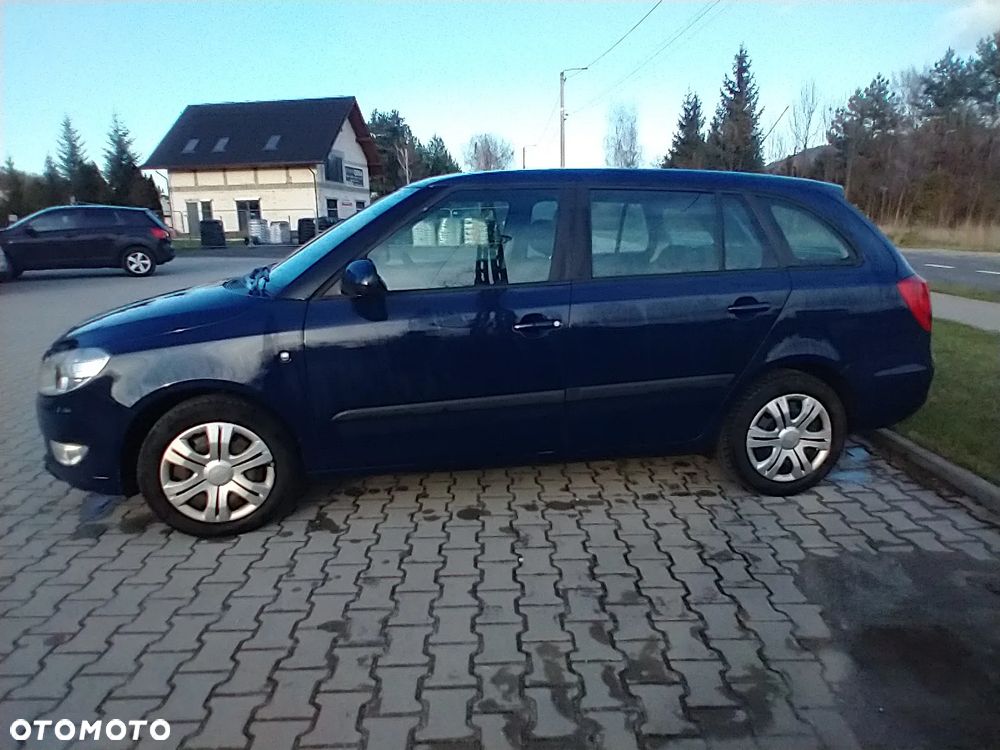 Skoda Fabia 1.2 TSI Active - 3