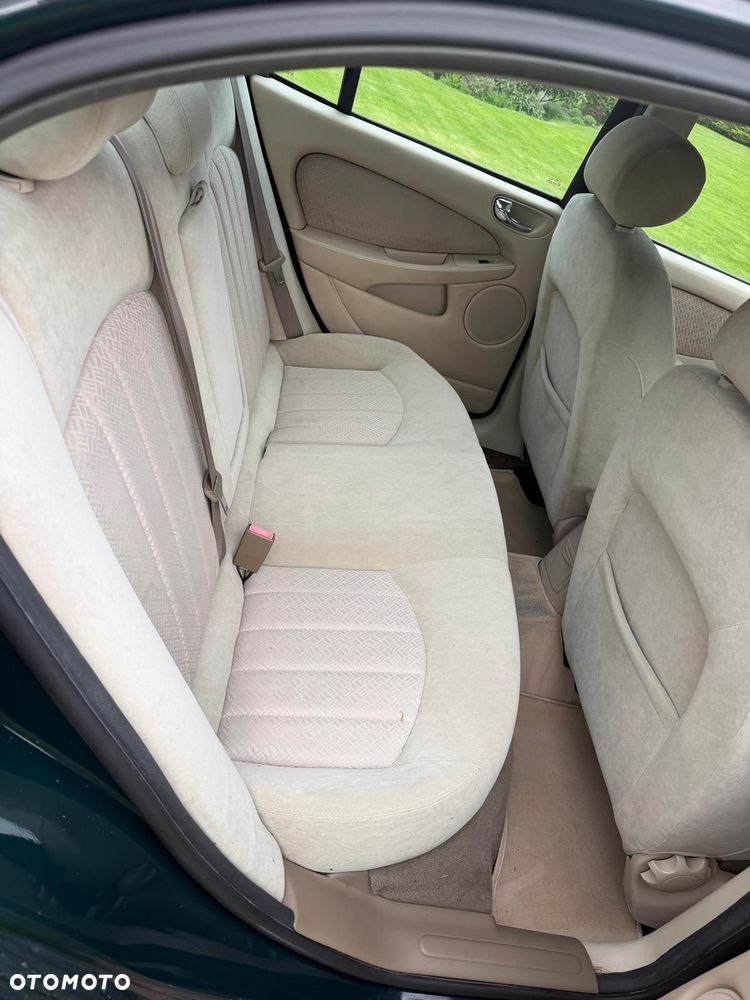 Jaguar X-Type 2.0 V6 Sport - 6