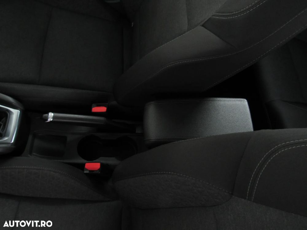 Renault Clio TCe 100 EXPERIENCE - 19