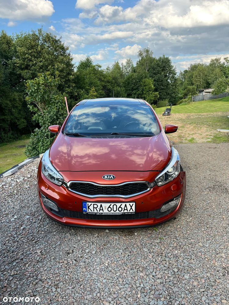 Kia Ceed 2014 photo 2